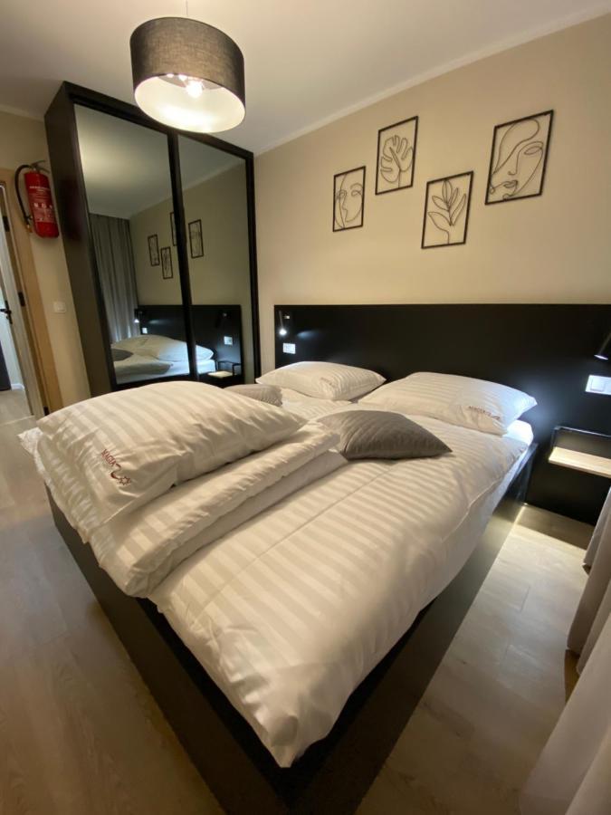 Apartamenty Magia Z Bezplatnym Parkingiem I Klimatyzacja Rzeszow Ngoại thất bức ảnh