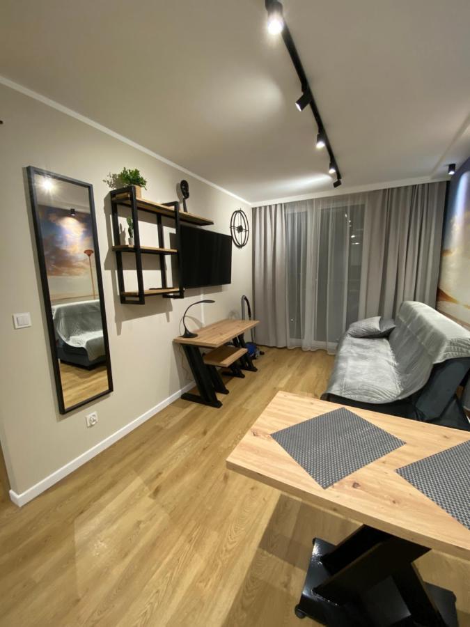 Apartamenty Magia Z Bezplatnym Parkingiem I Klimatyzacja Rzeszow Ngoại thất bức ảnh