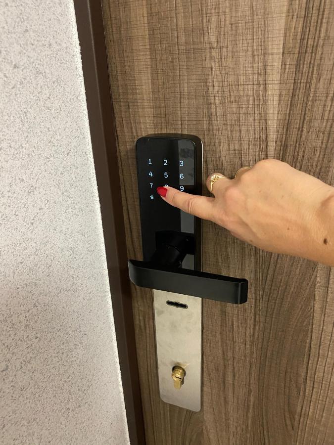 Apartamenty Magia Z Bezplatnym Parkingiem I Klimatyzacja Rzeszow Ngoại thất bức ảnh